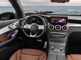 Mercedes-Benz GLC-Класс 2.0 4MATIC AT Premium Plus (GLC 200): салон