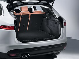 Jaguar F-Pace 2.0 AT Prestige: багажник