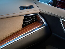 Cadillac XT5 3.6 AT Luxury: салон