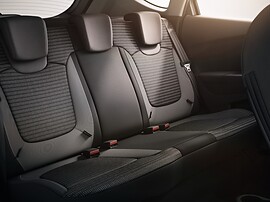Renault Kaptur 2.0 4x4 MT Style: салон