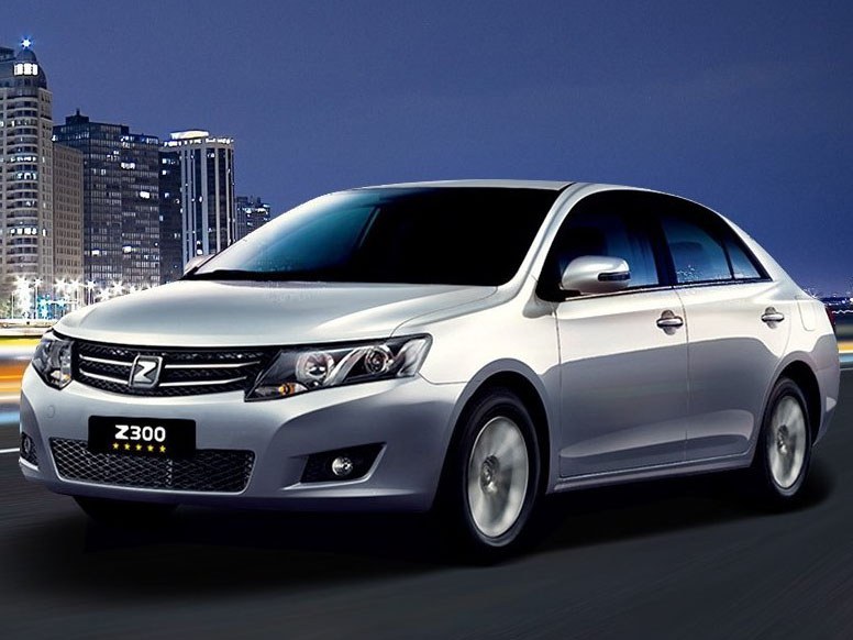 Zotye Z300 (I поколение, 2015 - 2018 г.в.): вид спереди сбоку в городе