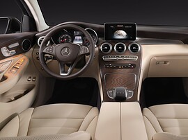 Mercedes-Benz GLC-Класс купе 6.2 AT GLC 63: салон