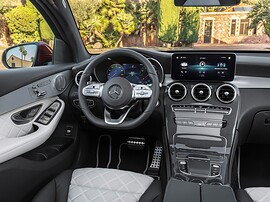 Mercedes-Benz GLC-Класс купе 2.0 4MATIC AT Sport (GLC 300d): салон