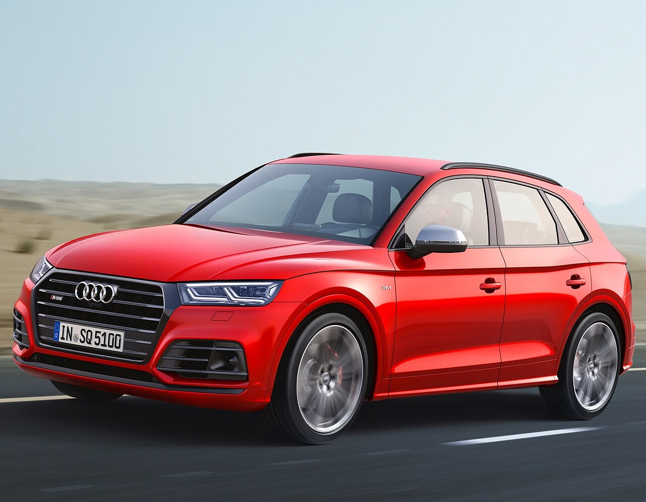 Audi SQ5 (II поколение, 2016 - 2020 г.в.): вид спереди сбоку