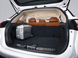 Geely Atlas 2.4 AT Люкс: багажник
