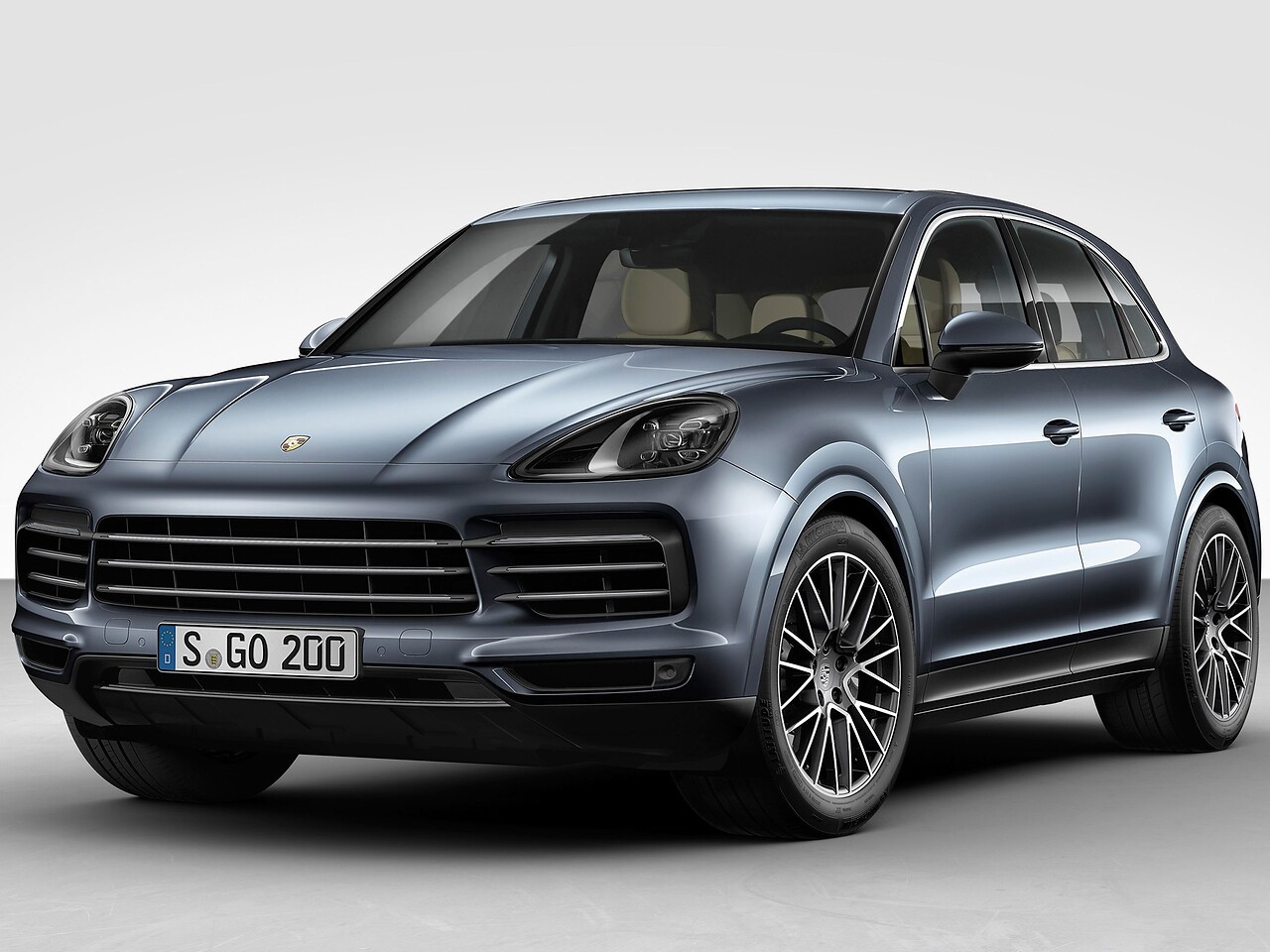 Porsche Cayenne 2.9 4x4 AT S Platinum Edition (440 л.с.): вид спереди сбоку