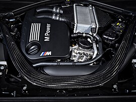 BMW M2 купе 3.0 AT CS: двигатель