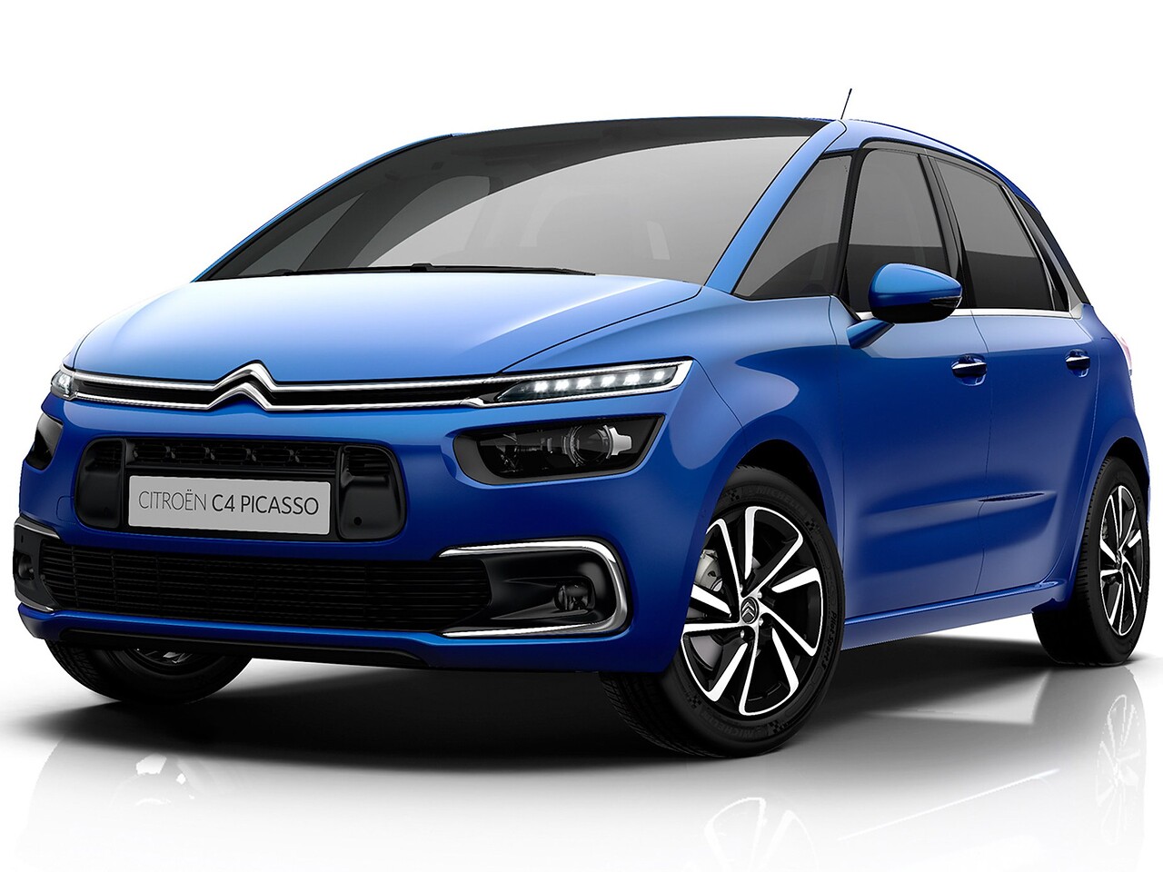 Citroen C4 Spacetourer 1.6 HDI AT Live: вид спереди сбоку