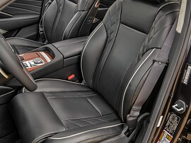 KIA K900 3.3 AT Premium: сиденье