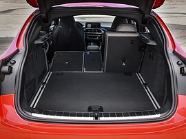 BMW X4 M 3.0 AT Special Edition: багажник
