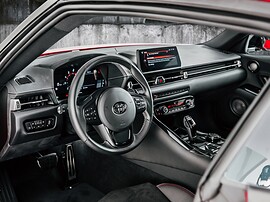 Toyota Supra (A90, 2019 - 2021 г.в.): салон руль