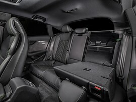 Audi RS5 лифтбек 2.9 TFSI quattro AT Базовая: салон задние сиденья