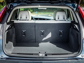 Cadillac XT4 (I поколение, 2018 - 2022 г.в.): багажник
