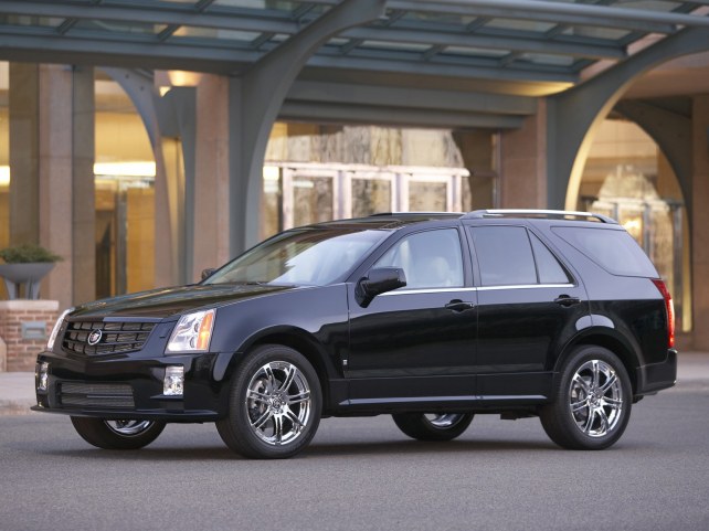 Cadillac SRX (I поколение, 2004 - 2010 г.в.) 