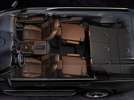 Cadillac Escalade (IV поколение, 2015 - 2021 г.в.): Вид сверху на трёхрядный кожаный салон