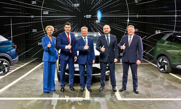 АвтоВАЗ запустил серийное производство Lada Azimut