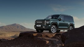Haval начал сборку внедорожника H9 на Автоторе: вид спереди сбоку на камнях