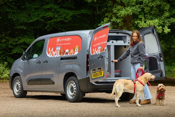 Citroën сделала Berlingo для собак: вид сзади