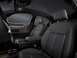 Audi показала в Париже электрический хэтчбек A2 e-tron: передние кресла