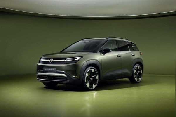 Volkswagen запустила серию ID. Cross в Испании